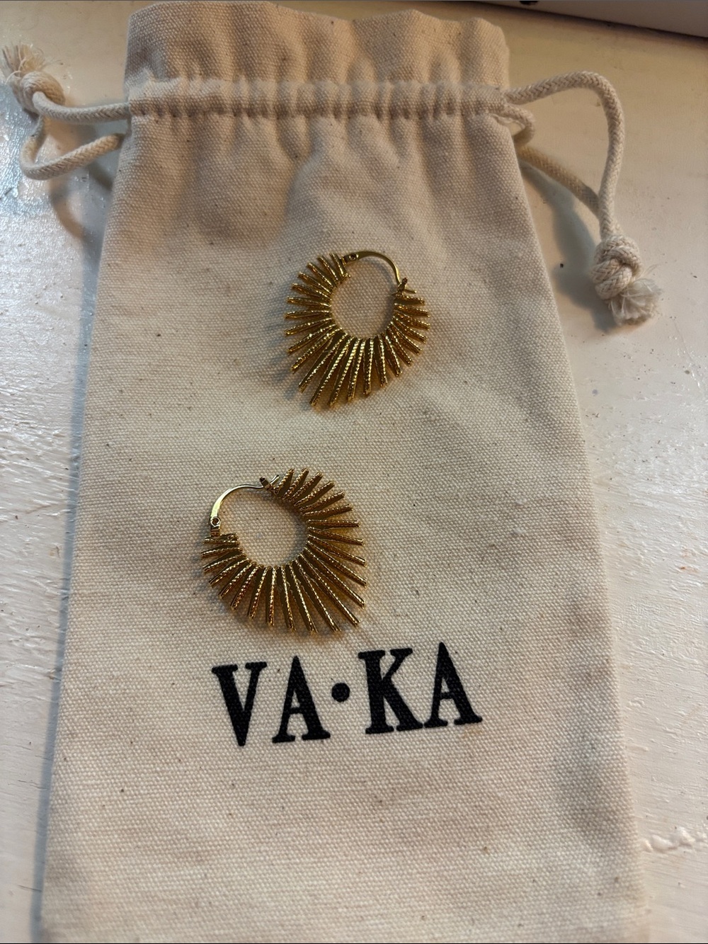 Va•ka earrings